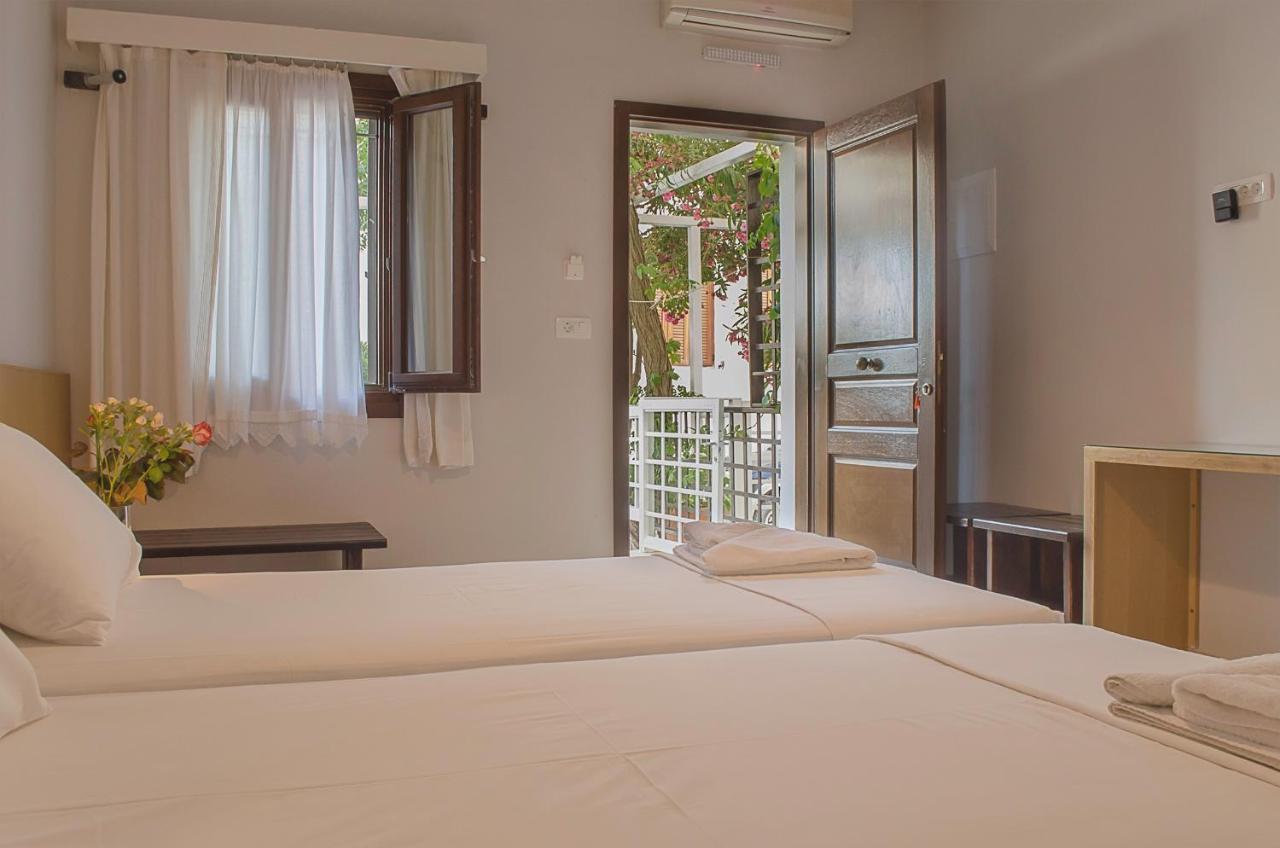 Kalypso Studios & Rooms Палеохора Екстер'єр фото