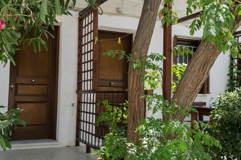 Kalypso Studios & Rooms Палеохора Екстер'єр фото